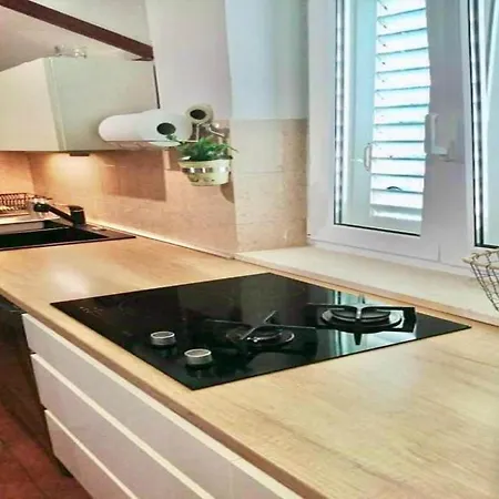 Three Bedroom With Terrace And Sea View