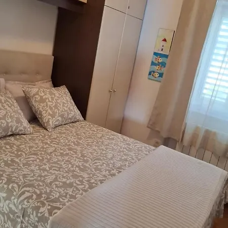 Three Bedroom With Terrace And Sea View Διαμέρισμα Postira